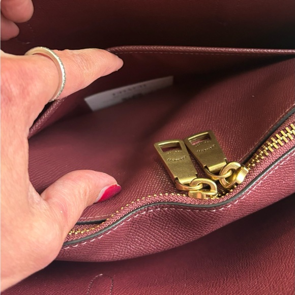 Authentic COACH 1941 pebbled leather 3 compartments 2way zip Satchel/Crosby - Picture 10 of 16